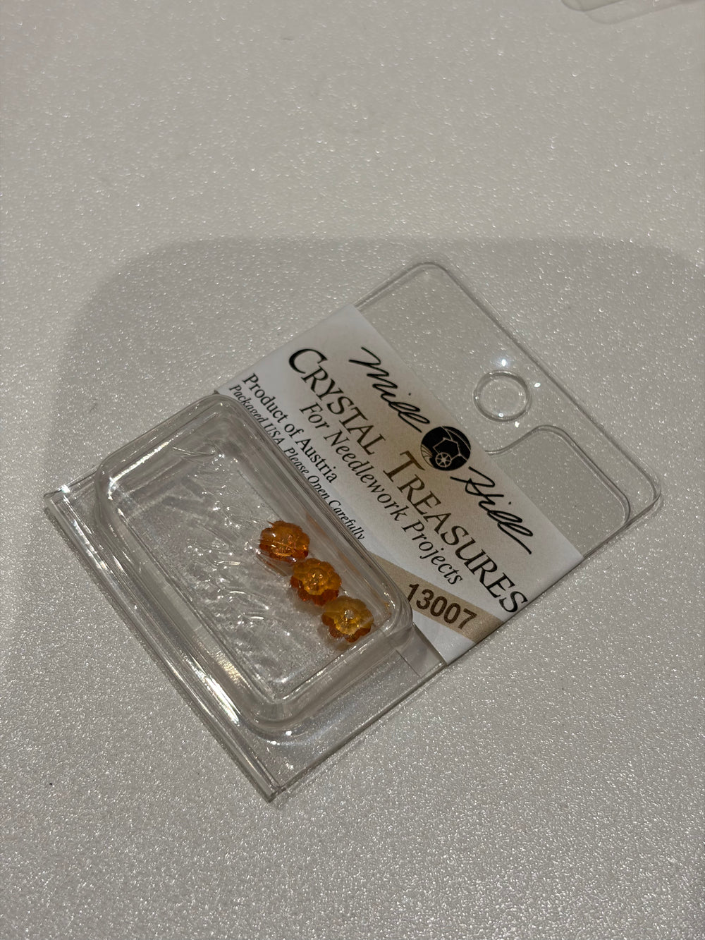 Mill Hill Crystal Treasures - Margarita Topaz Flowers Ab 13007
