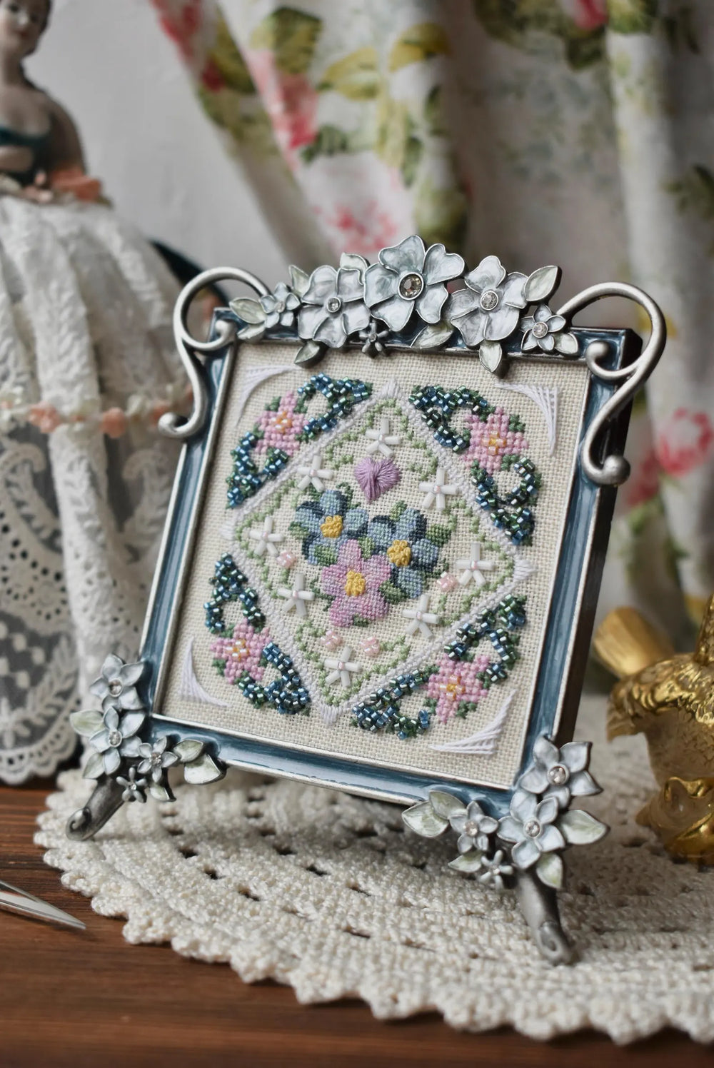 Mille Fleur VP-052 Forget me not Miniature
