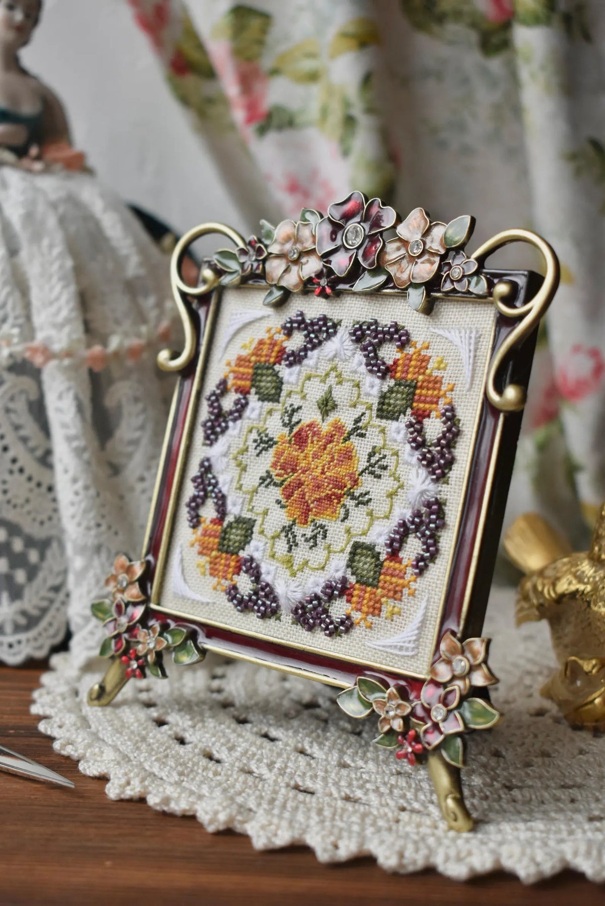 Mille Fleur VP-053 Marigolds Miniature