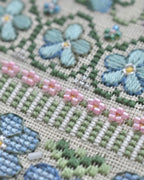 Mille Fleur VP-047 Forget me not