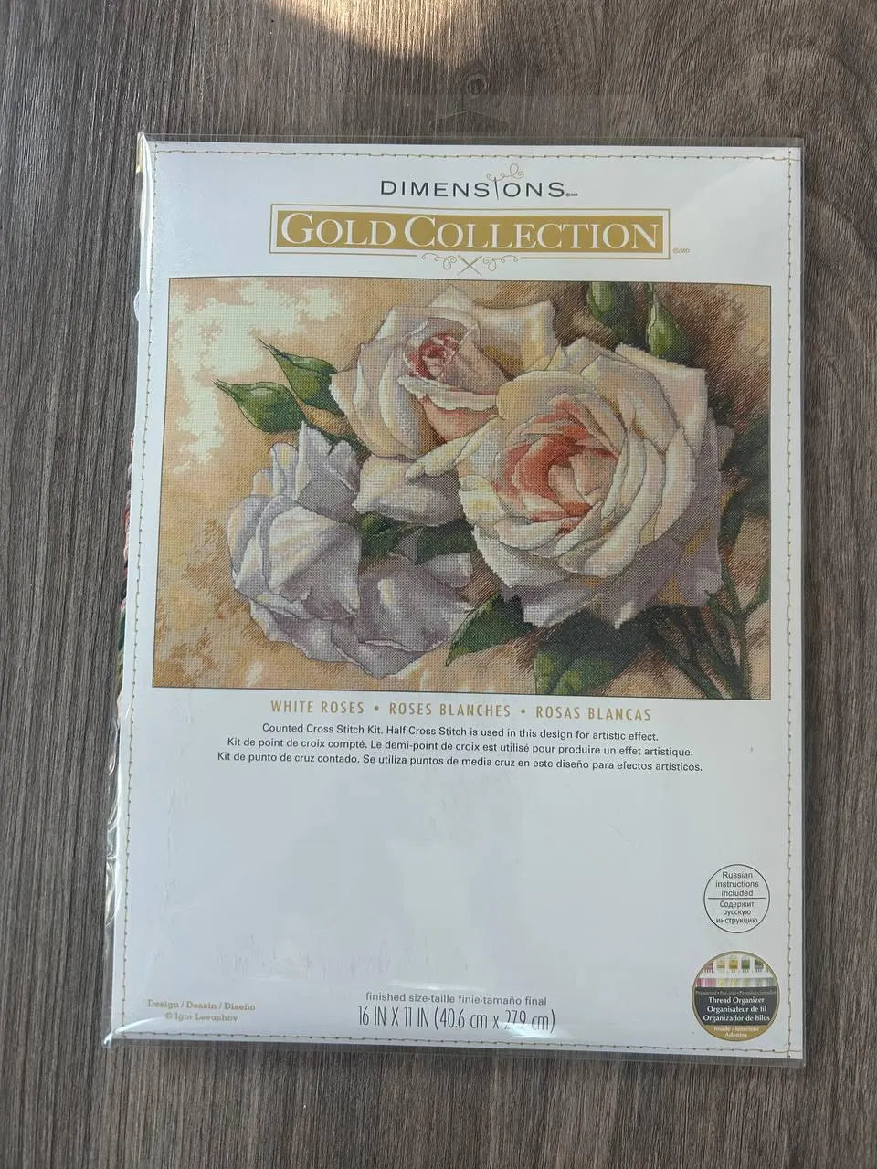 Dimensions Gold Collection Counted Cross Stitch Kit White Roses